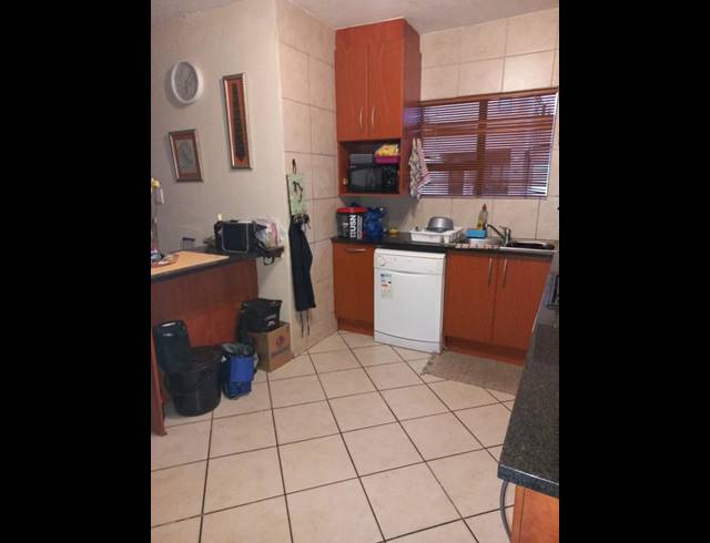 3 BEDROOM PROPERTY TO RENT IN MANTEVREDE